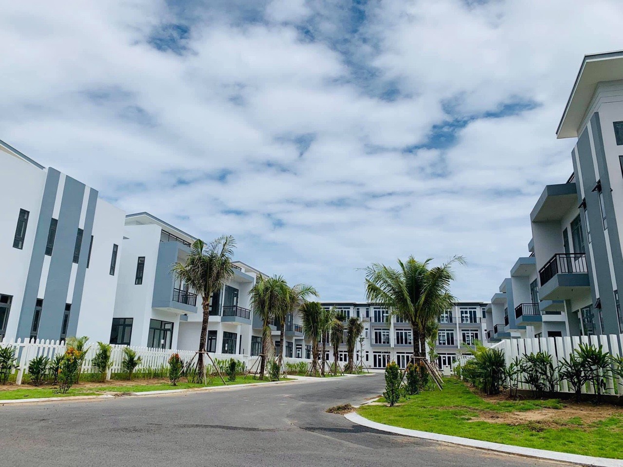 hình thực tế bella villa